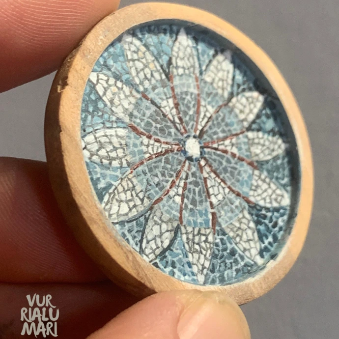 Charm Rosone terme di Kaulon dipinto a mano